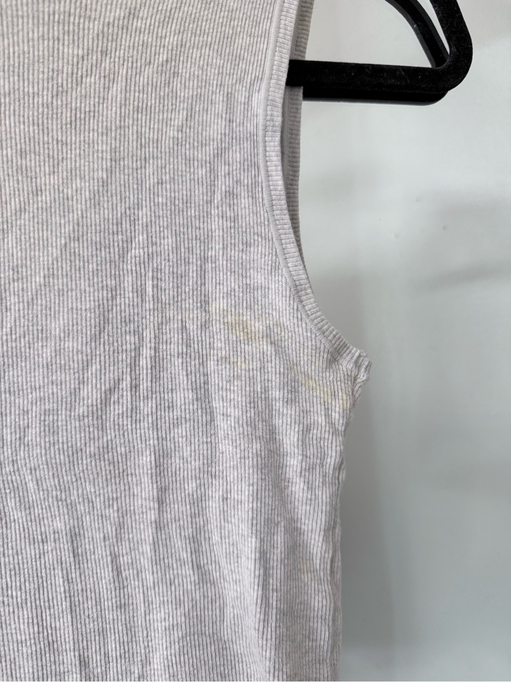 SKIMS Ribbed Tank Top - Light Gray - Picture 3 of 5